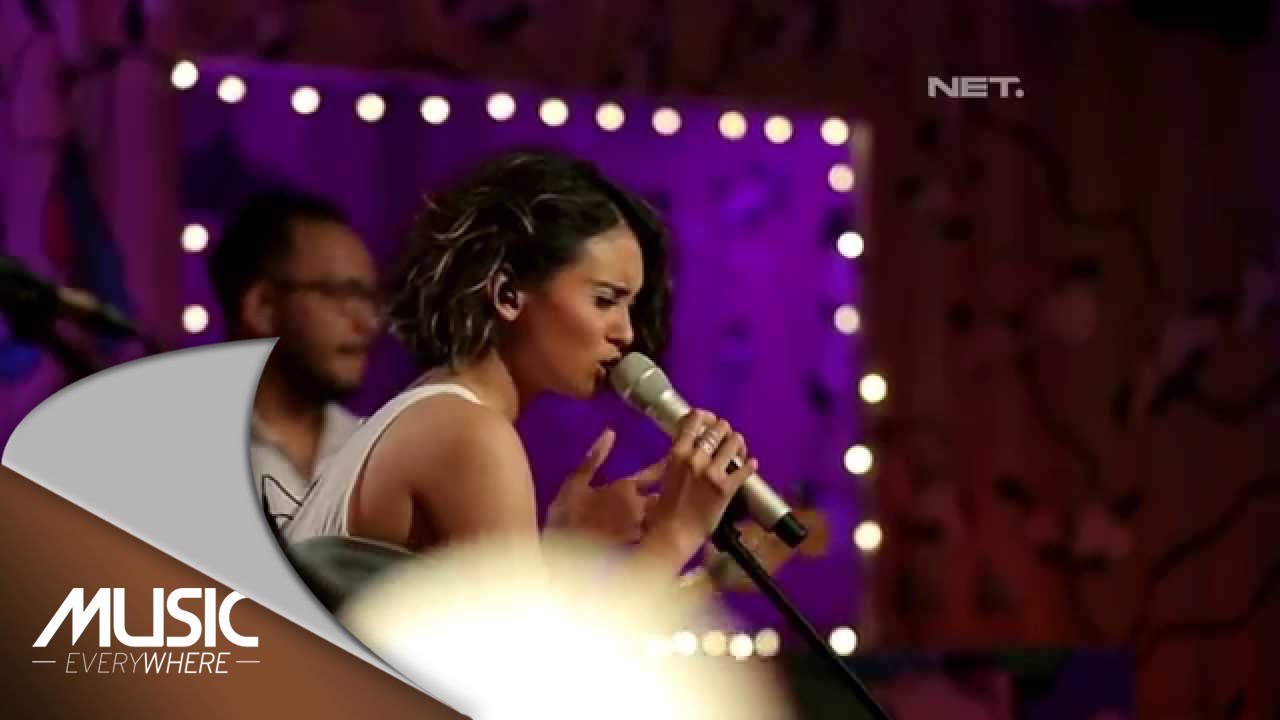 Ayushita - Sehabis Hujan ( Exclusive Song ) (Live at Music Everywhere) *
