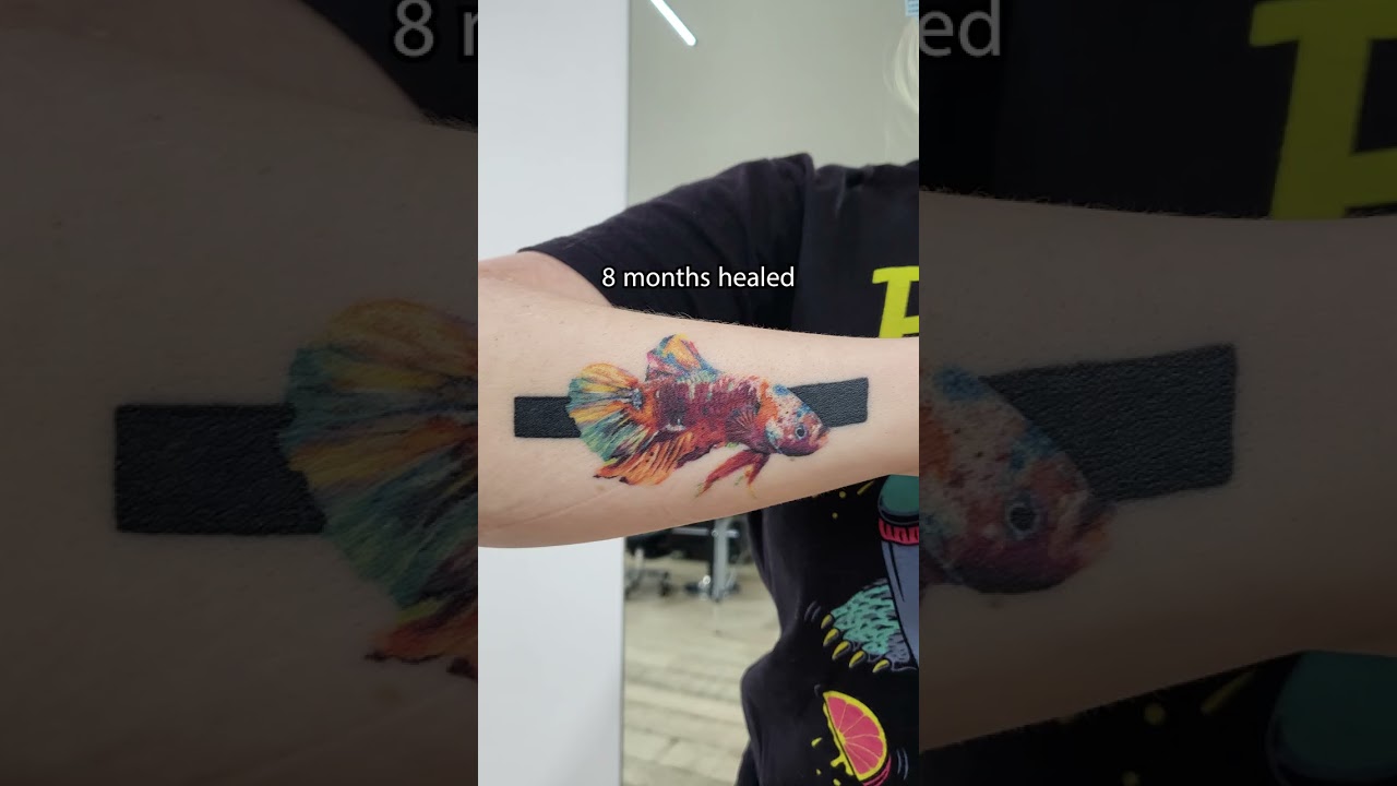 If you're iffy about how colour tattoos heal, watch this!