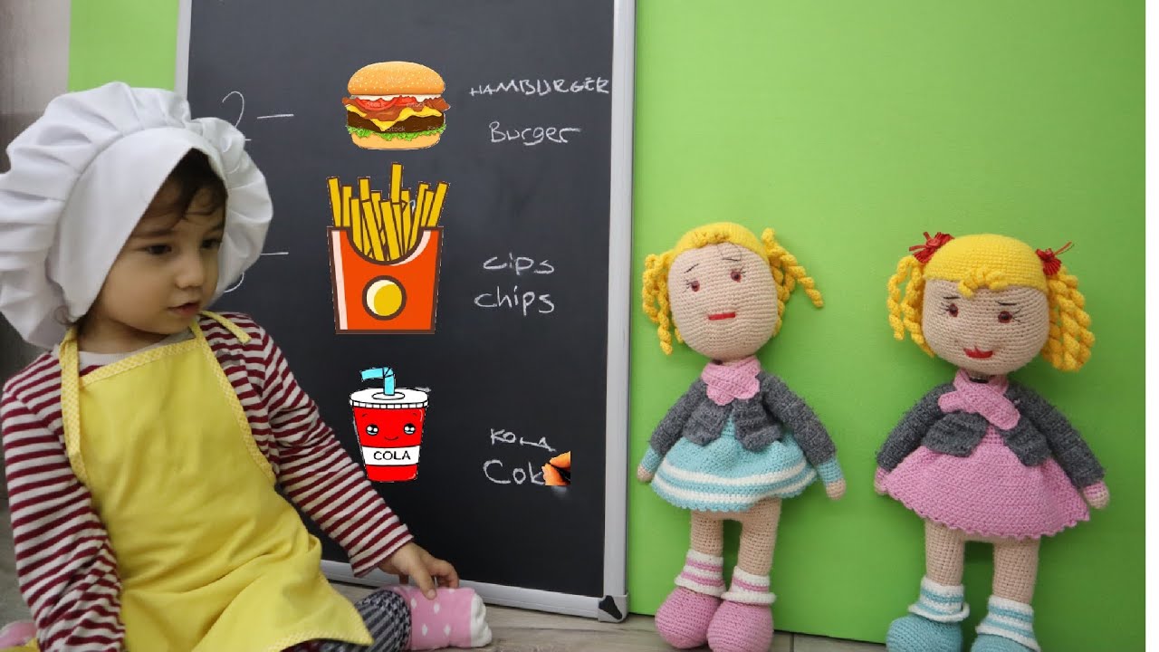 Kübra chef gibi davranıyor