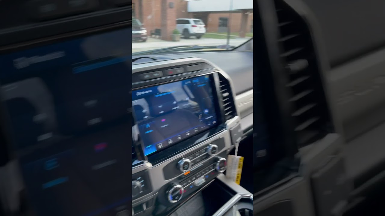 22&rsquo; F-250 lariat interior #fordsuperduty