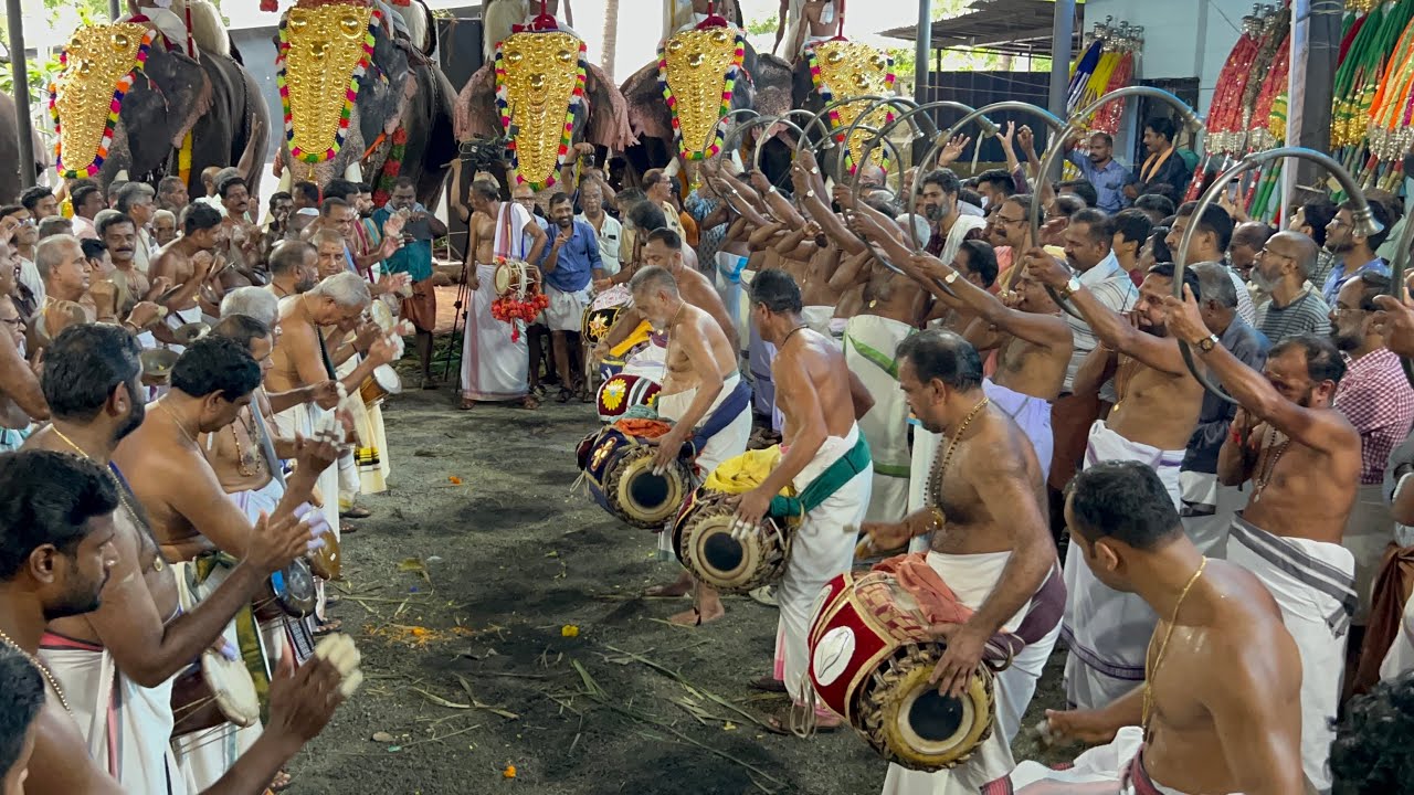 കണ്ണമ്പ്ര വേല 2024 - ഋഷിനാരദമംഗലം ദേശം - പഞ്ചവാദ്യം - പതികാലം മദ്ദളം താളവട്ടം - കുനിശ്ശേരി ചന്ദ്രൻ