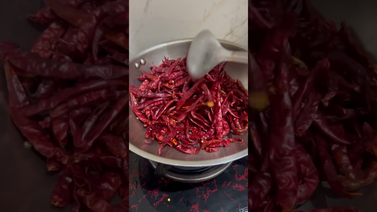 Dry roast red chilli #meenakshivermavlog #minivlog #meenakshiverma #shortvideo #dailyminivlog #food