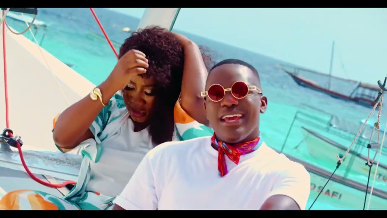 Owaaye- Chosen Becky ft Aaronx ( Official Video ) 