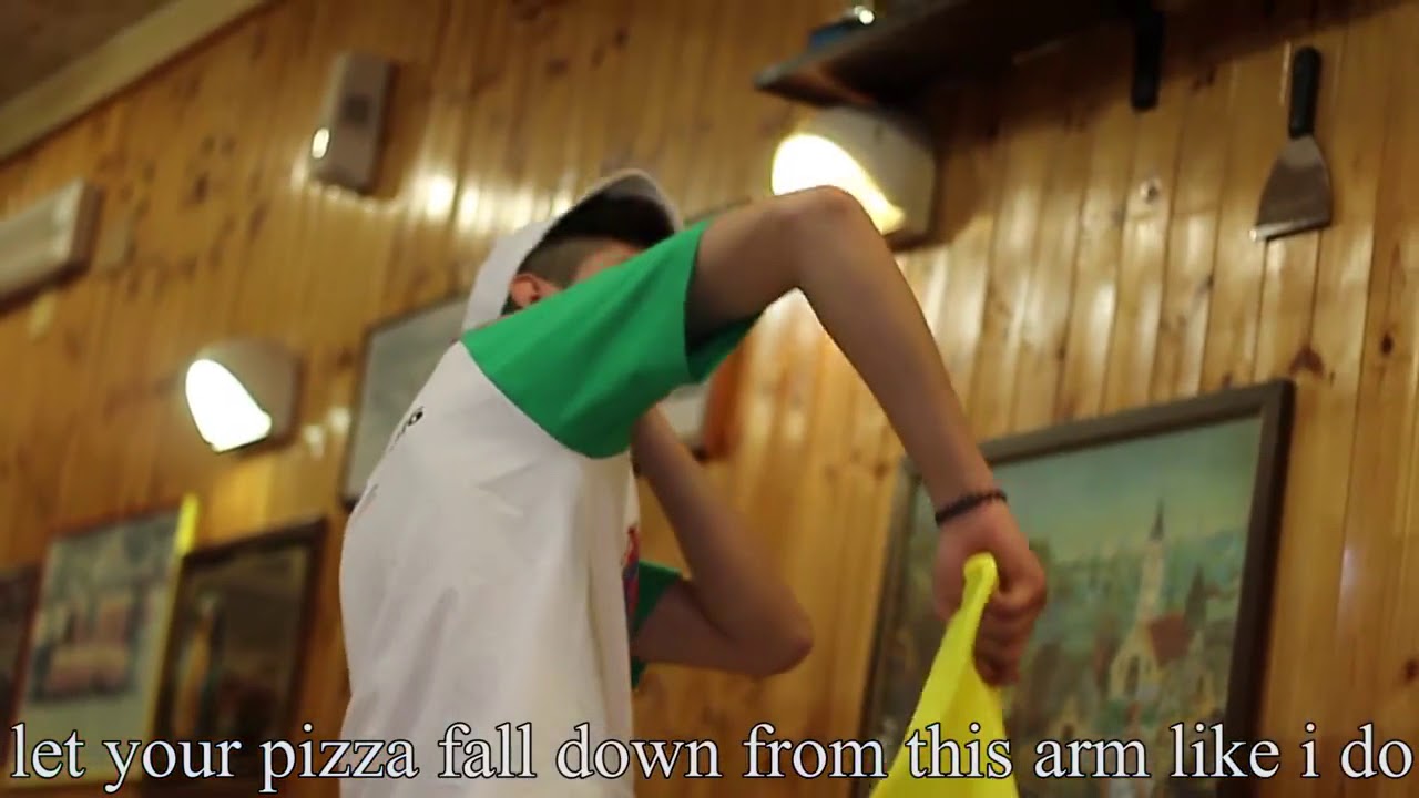 Base tricks with pizza di di gomma by Giuseppe Maggio