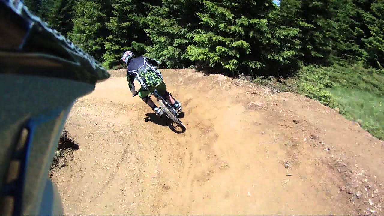 Super Morzine DH - Contour Roam HD - Following Alex in  Tuti fruity, Morzine, French alps