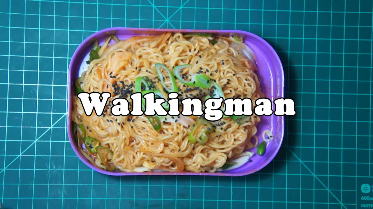 Cooking :  Instant spicy noodles, Trangia alchol stove, Baecma pot, Wildo camp-a-box