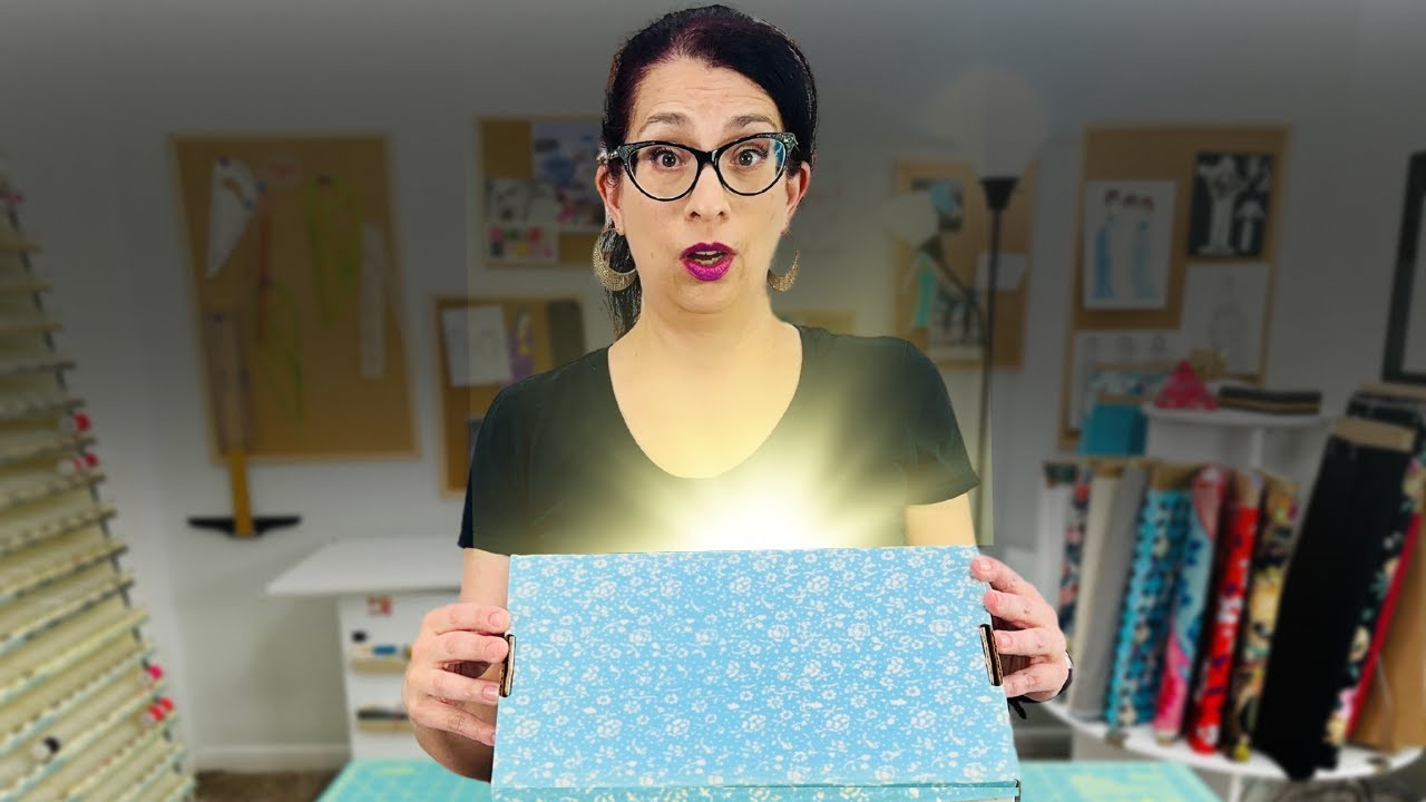 Vintage Patterns Unboxing— Find out what’s inside with me!
