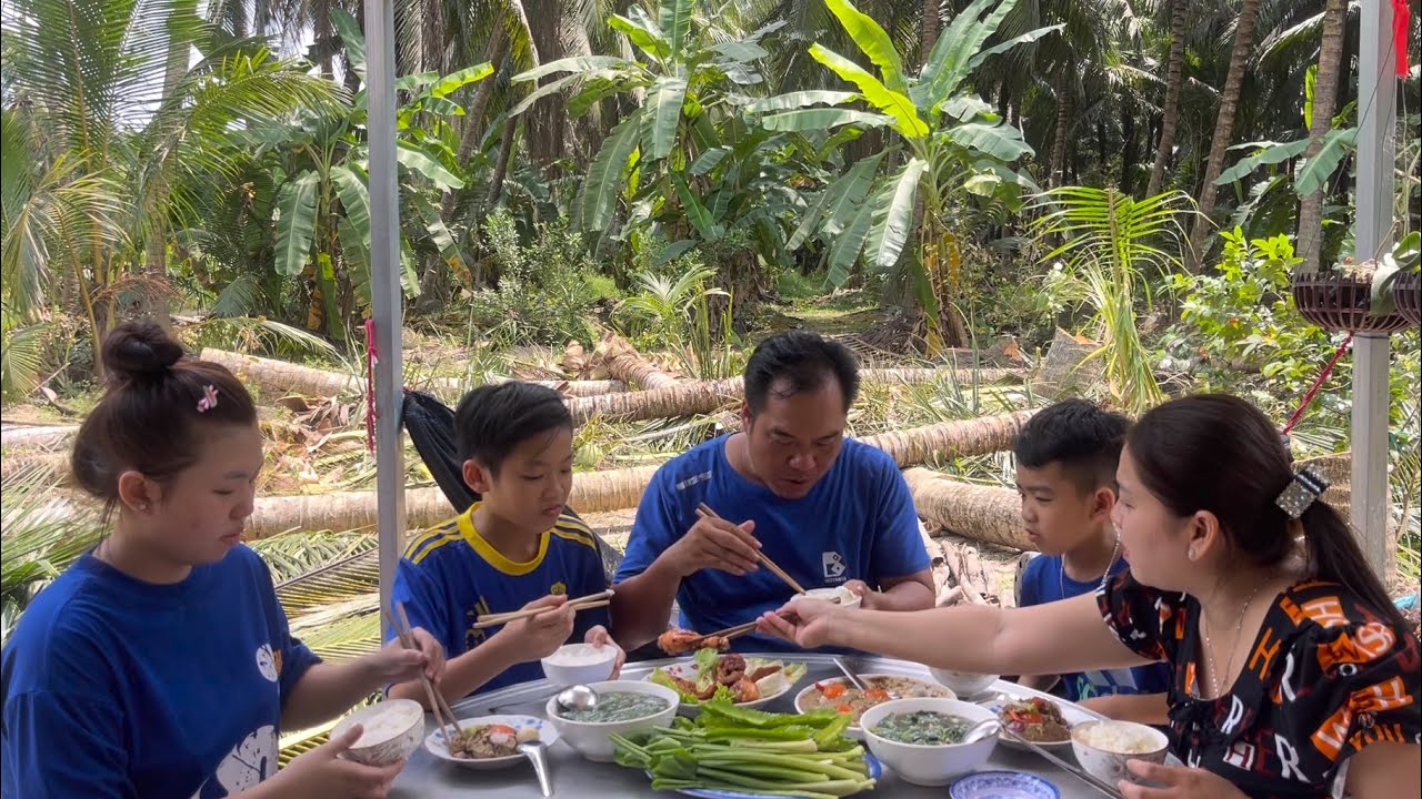 Chuẩn Bị Vật Tư Cho Thợ Làm Nền -Đậu Rồng Phết Mắm Chưng Hột Vịt Muối Hết Nồi Cơm Không Hay|Atml