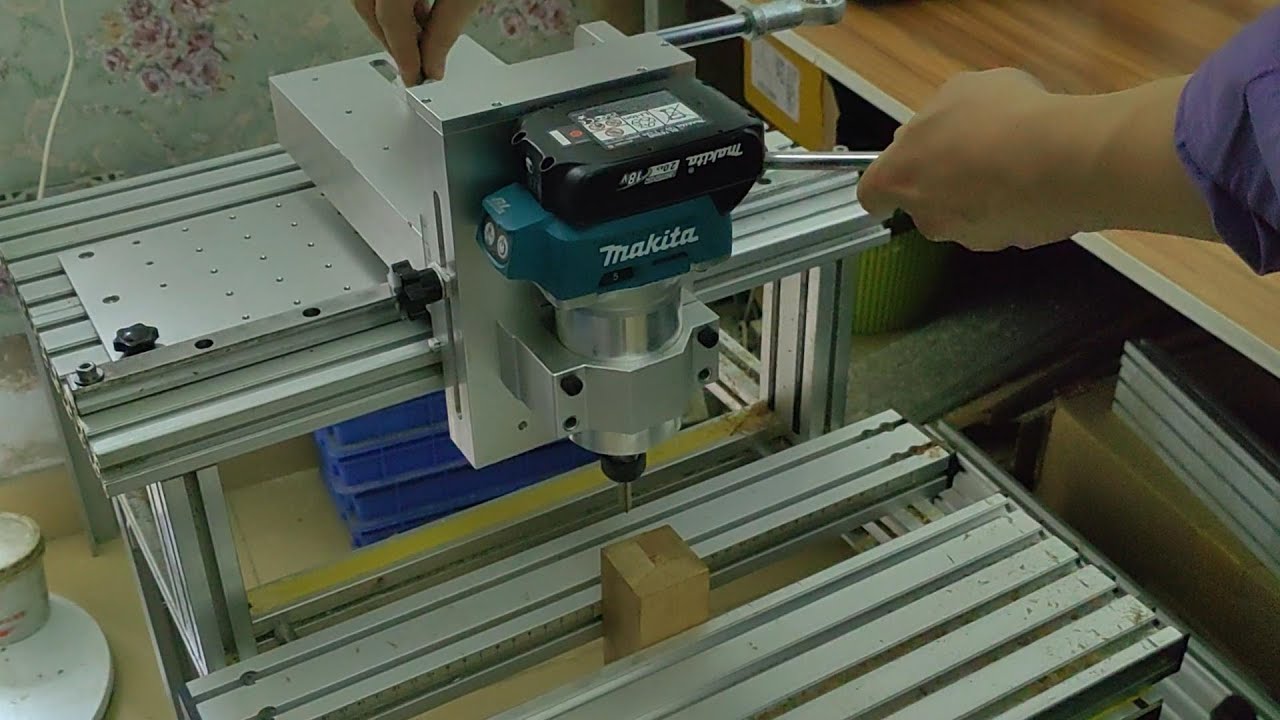 I have invented an efficient and high-quality mortise and tenon tool(2/2)