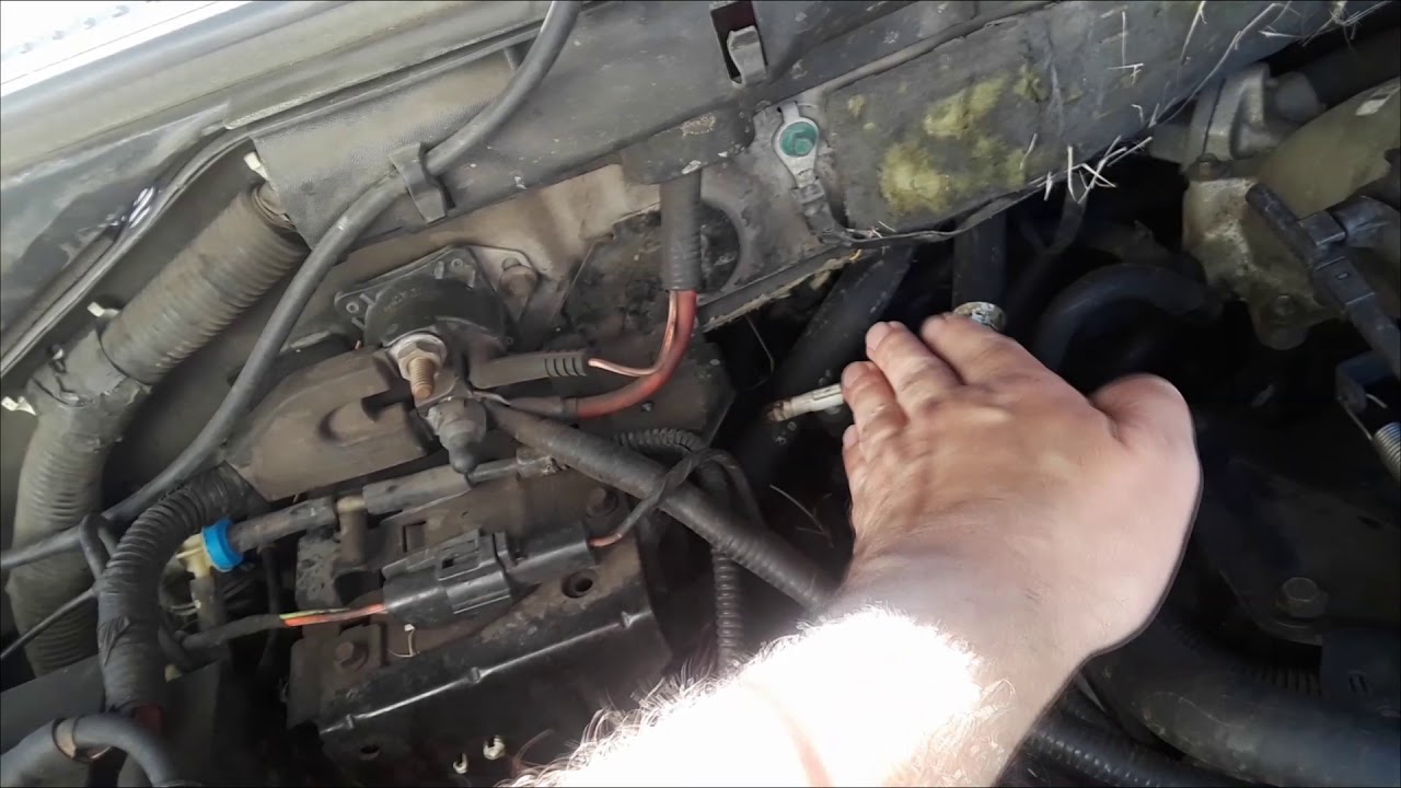 как исправить отсутствие воздуха из дефлекторов и код ошибки P0401 OBD2 на Ford F150 2003 года