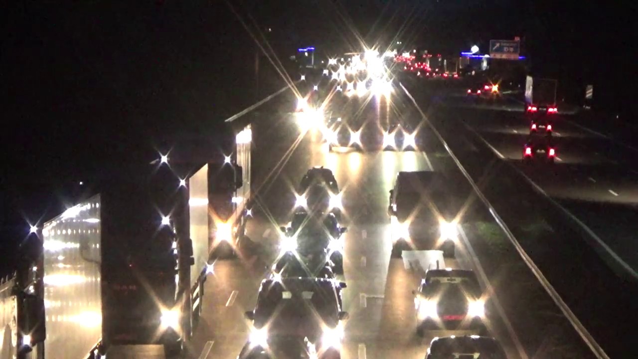 Ein A 2 Stau im Aufbau bei Gütersloh Teil 4