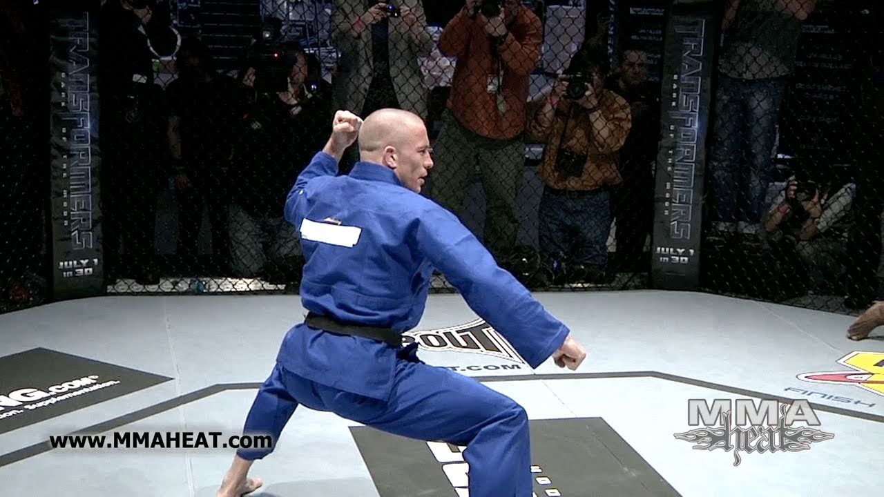 Welterweight Champ Georges St-Pierre: UFC 129 Open Workout