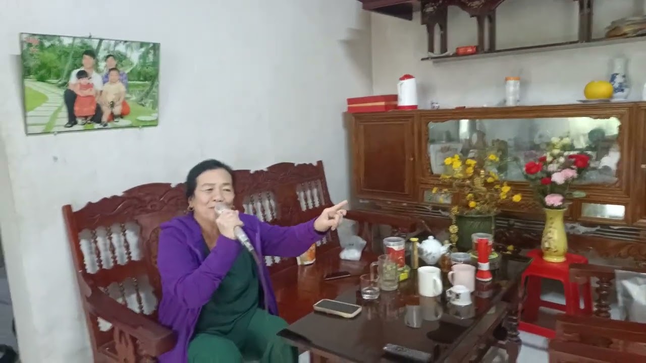 Mẹ hát & Thầy làm việc & Con Cameraman ghi hình tự nhiên mà đẹp 🌸❤️🙂😀💖💐