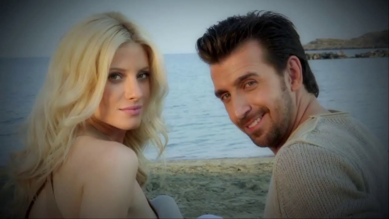 Θάνος Πετρέλης - Ποια να συγκριθεί μαζί σου - Official Video Clip (HQ)