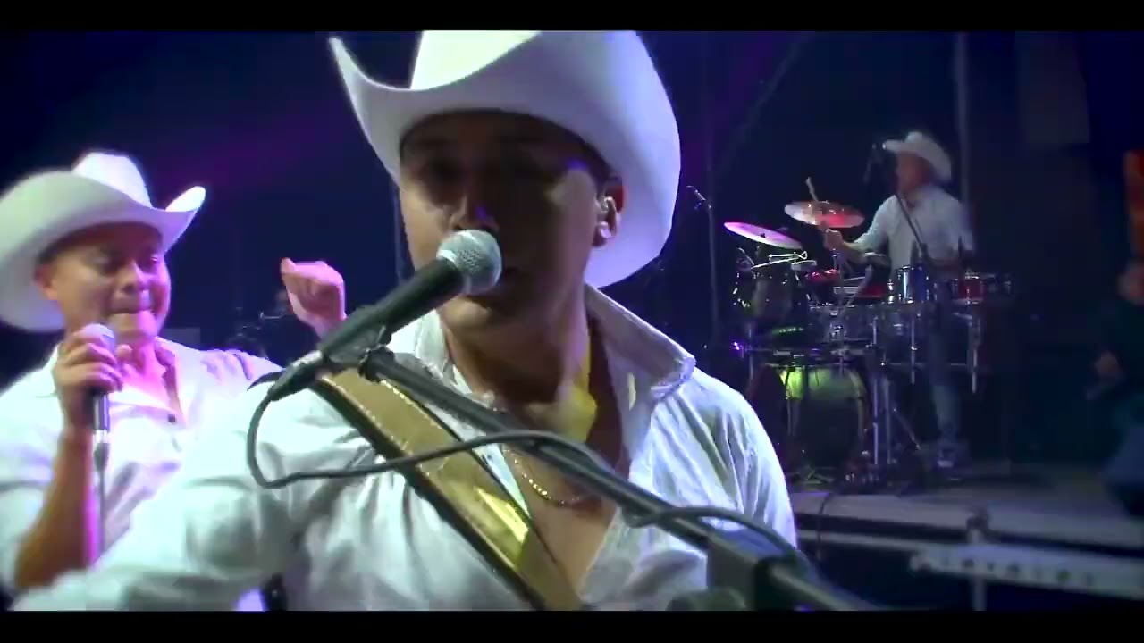 Grupo Z&uacute;mbale Primo - El Alacr&aacute;n (En Vivo)