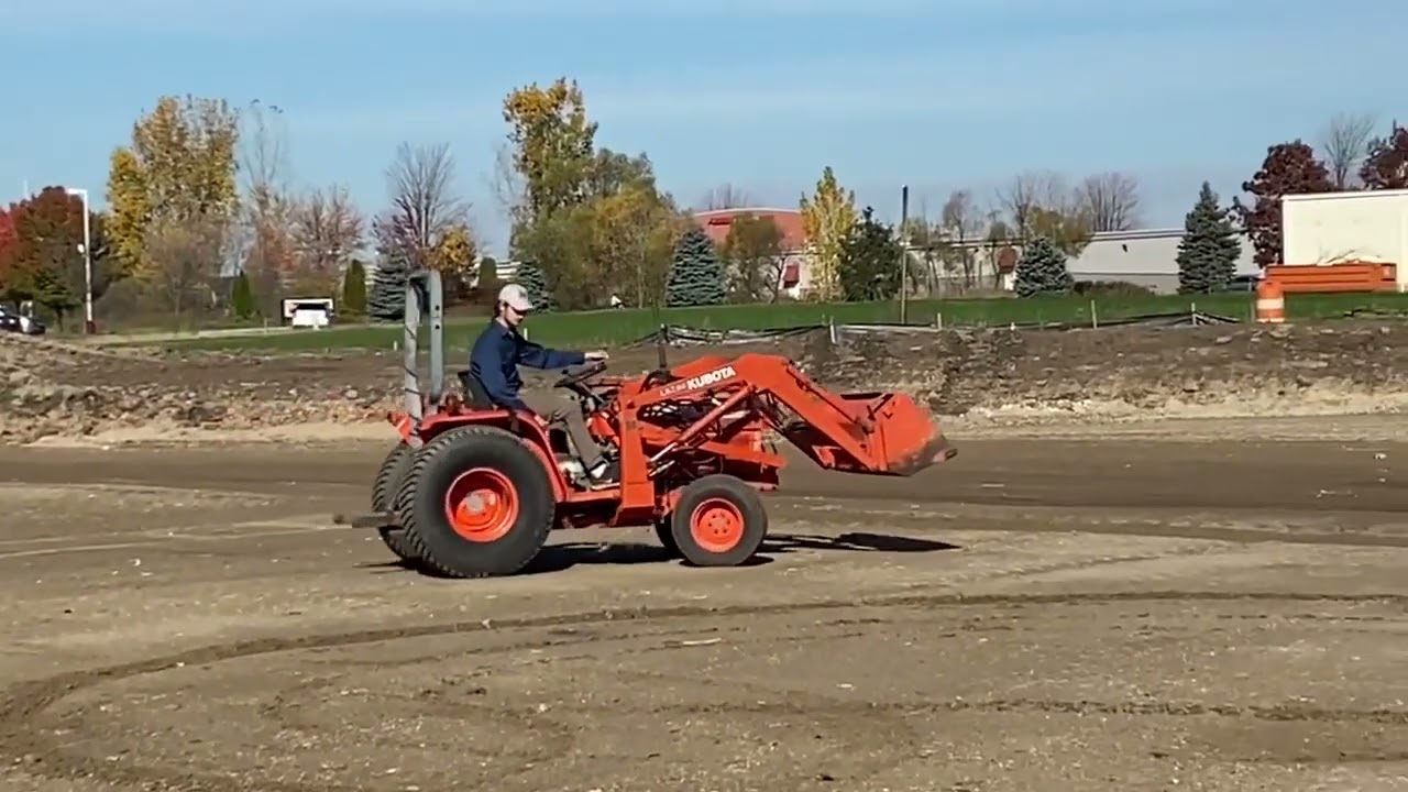 KUBOTA B2150 For Sale
