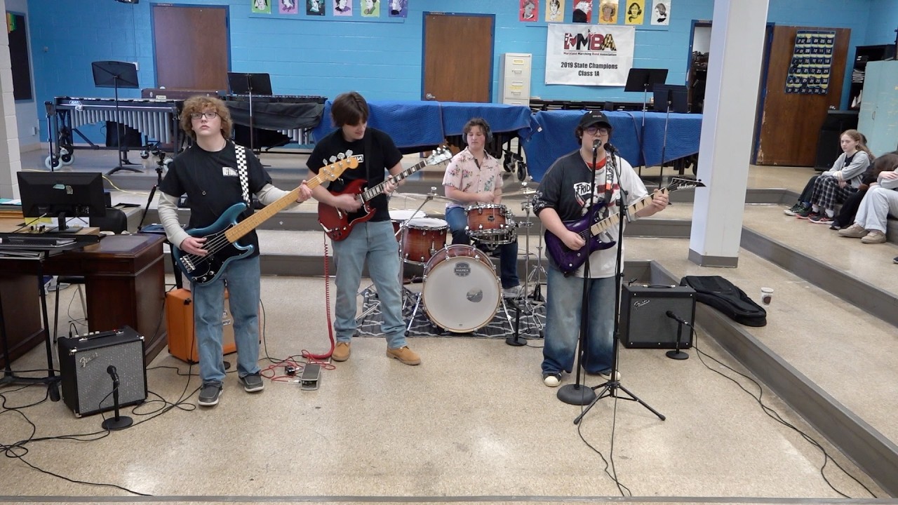School Sounds Featuring Ruby Tombstone from Chesapeake High School