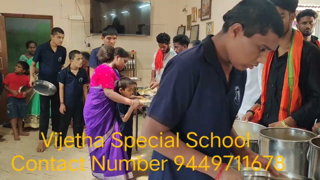 Team Kaalabairava Mangalore provided special meals to Vijetha Special School Children