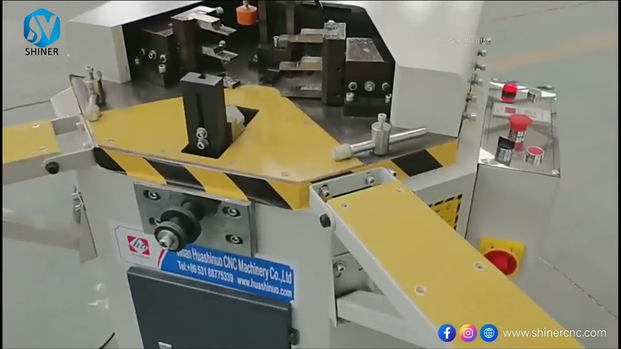Aluminium window corner crimping machine