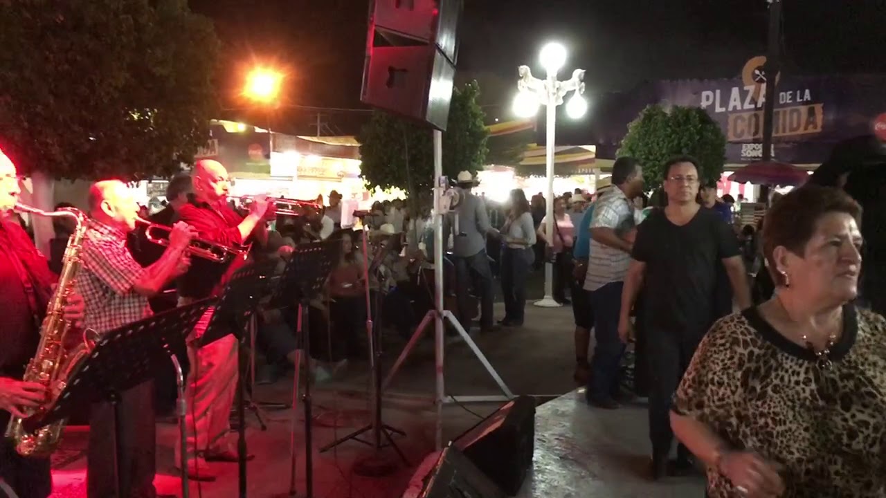 Orquesta Hermanos Othón - El Caracolito (Expogan Sonora 2018)