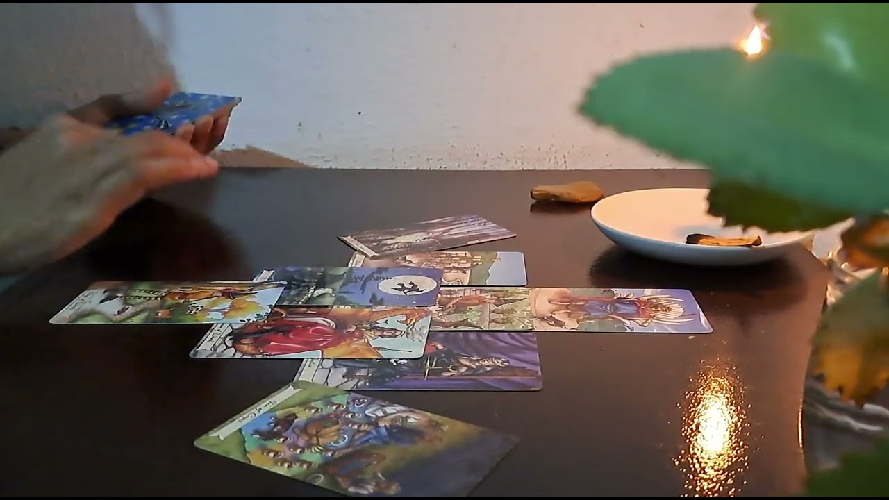 ELE(A) fica no passado? VEM NOVO AMOR? #tarot #amor 