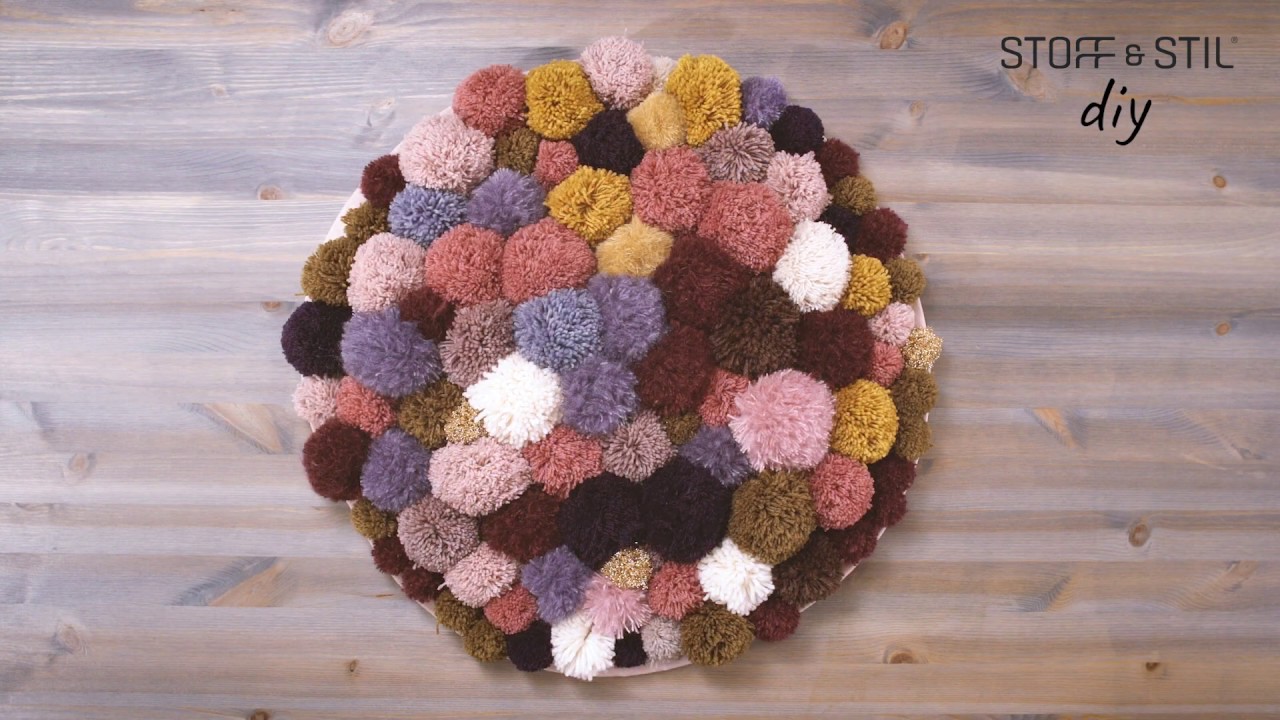 DIY: Pompon hänge - STOFF & STIL