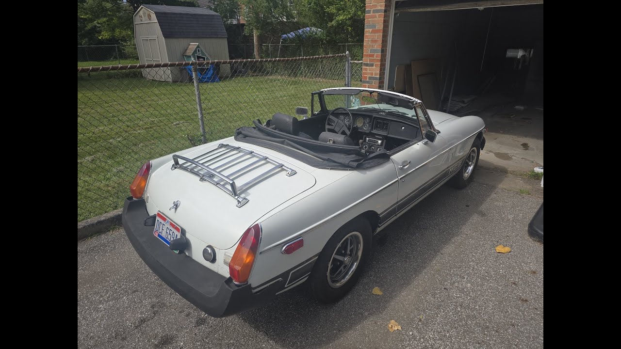 1977 MGB - ACC Auctions