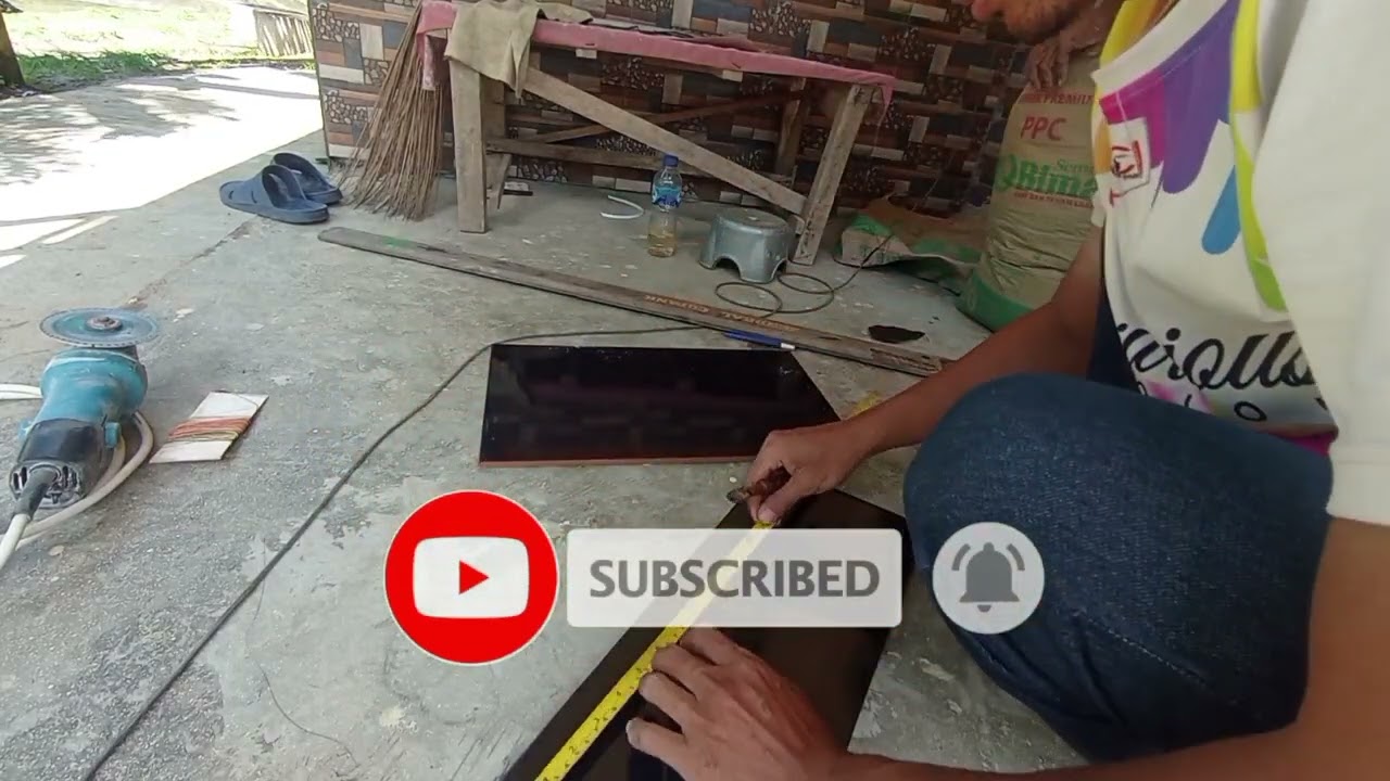 Cara Memotong Keramik Menggunakan Pemotong Kaca