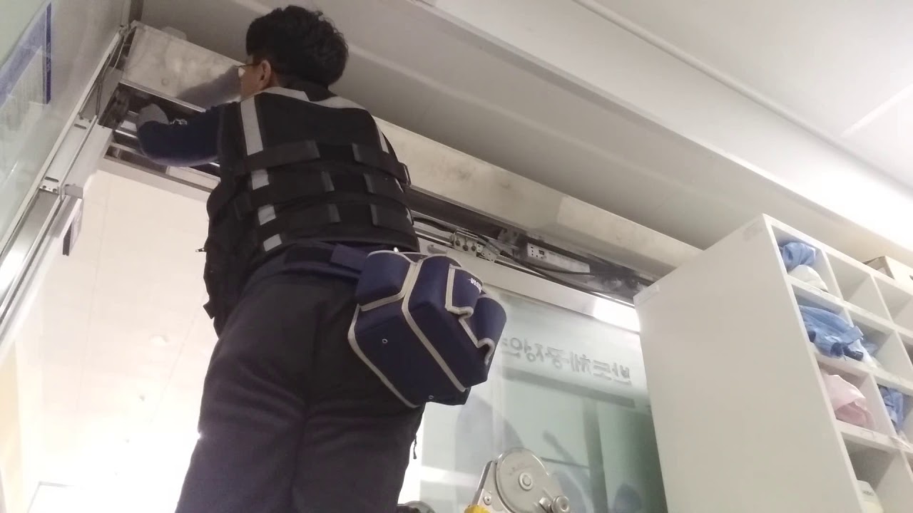 자동문 수리, 자동문 레일청소(auto door)
