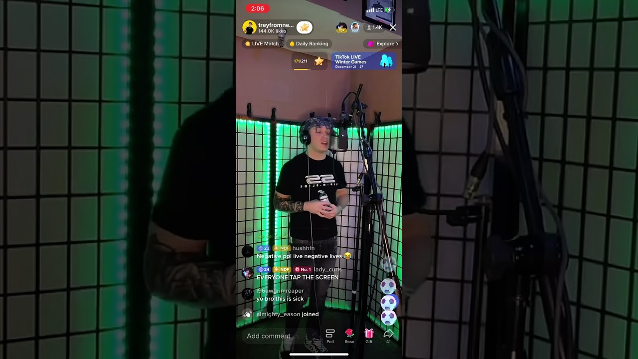 Treyfromnextdoor In The Studio Recording Medusa 🔥🔥 #tiktok #trending #viralshorts