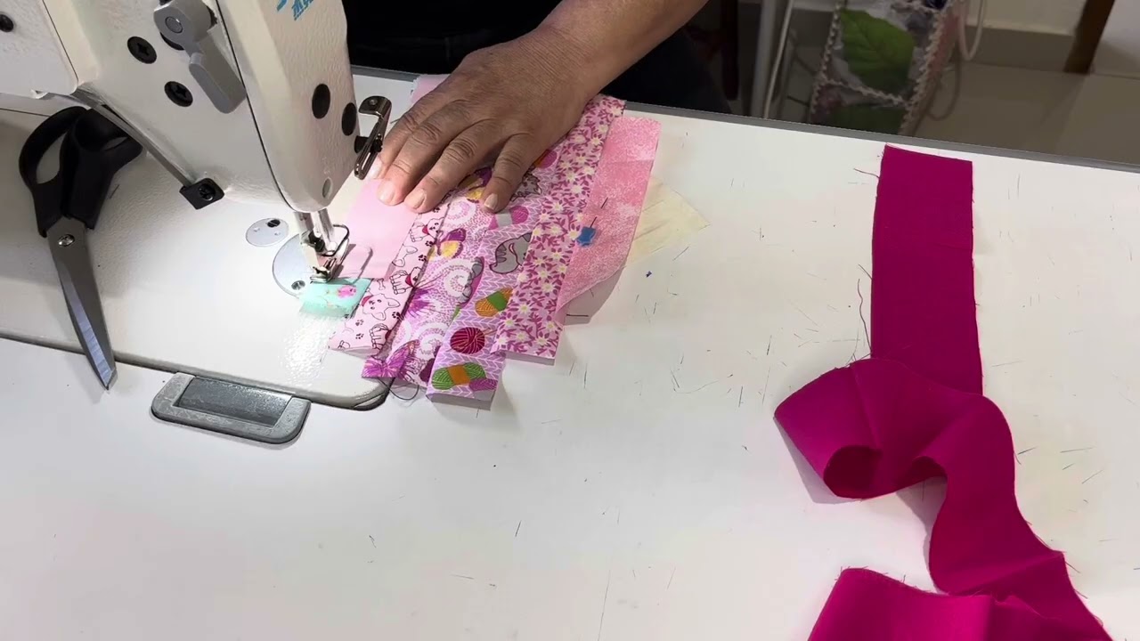 Não sabia o que fazer com as faixas!! Criei um modelo simples e lindo