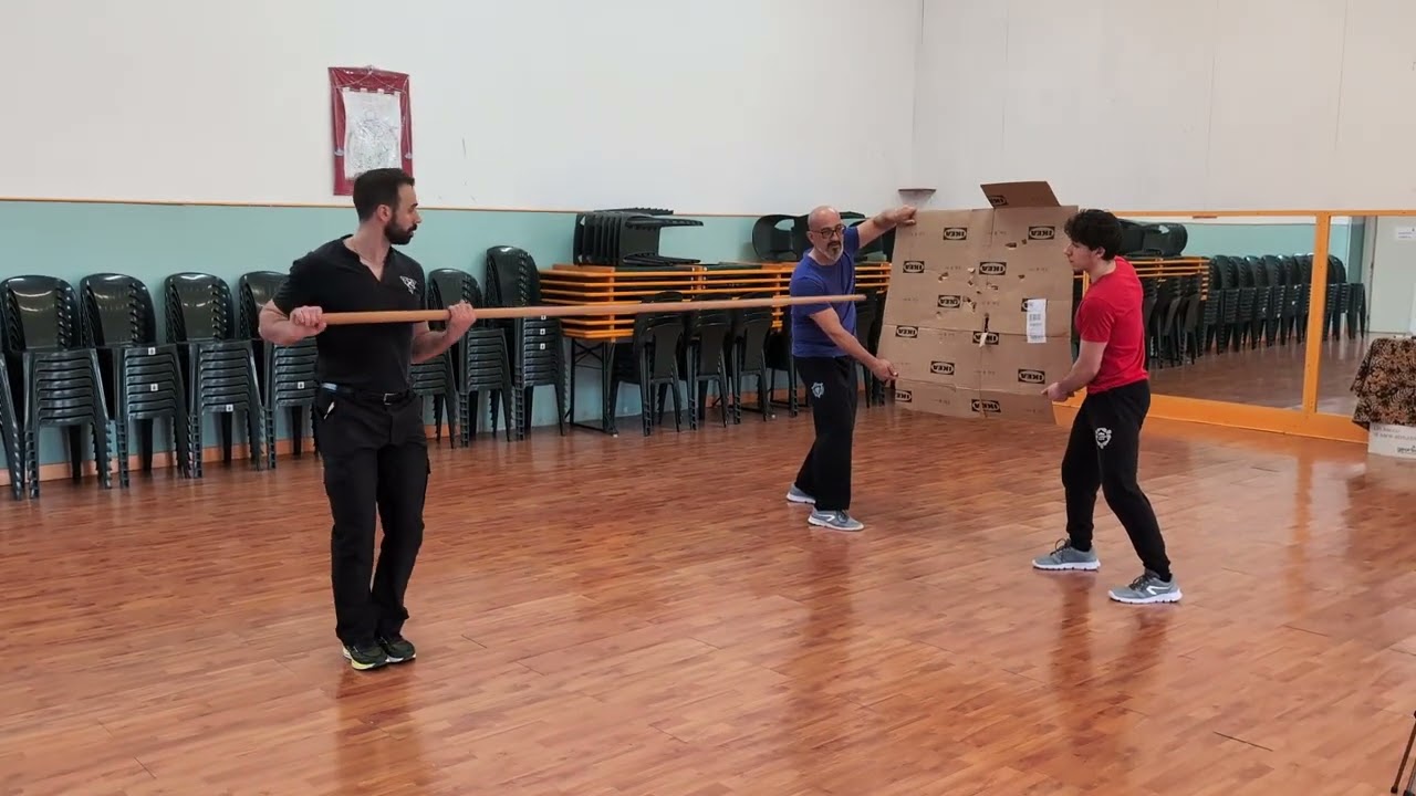 Esercizi con il palo lungo del Wing Chun | Lok Dim Boon Kwan exercise