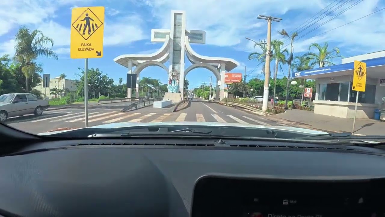 Vlog com a esposa, Igreja Divino pai Eterno Trindade Góis.