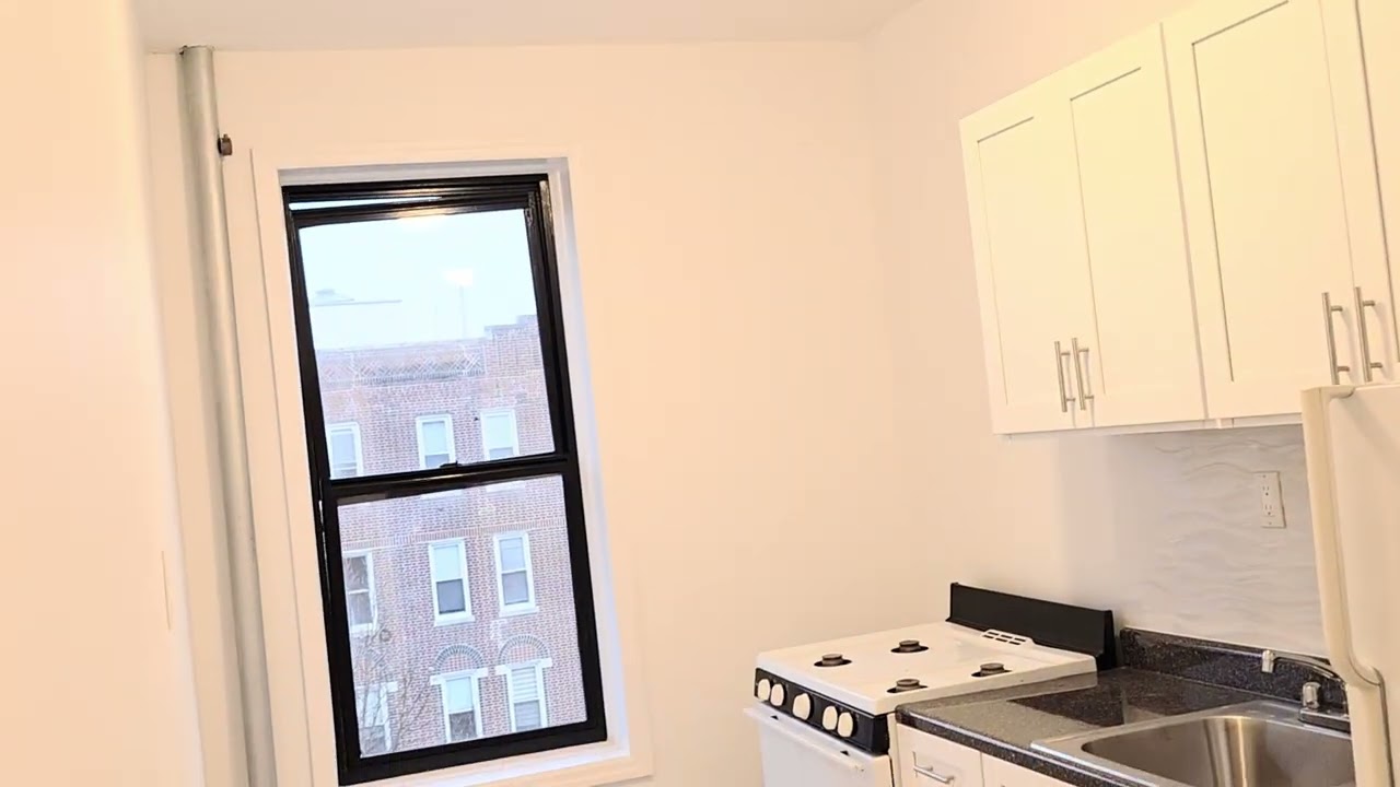1502 west 6 st D4