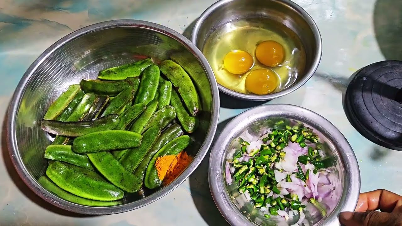 সিম থাকতে থাকতে বন্ধুরা এই রেসিপিটা একবার যে খাবে বারবার রিকোয়েস্ট করবে। 