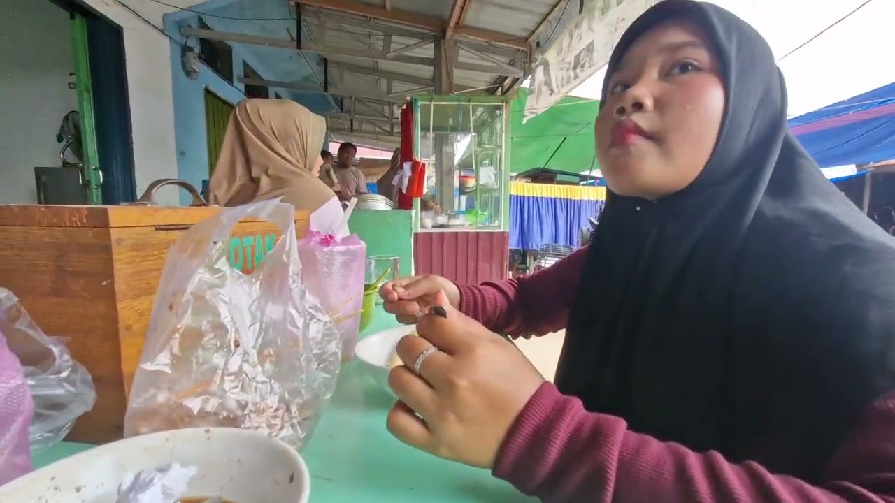 Belanja keperluan dapur ke pasar Teluk kiambang