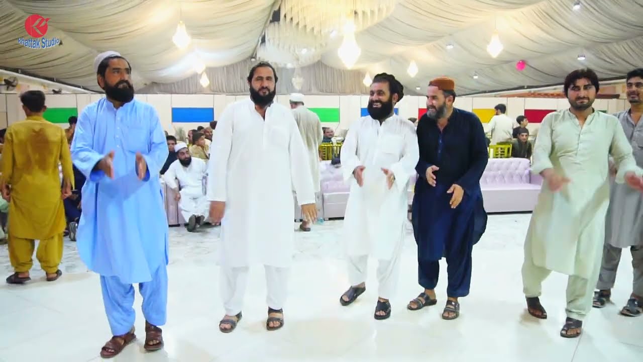 Sherbaz kochi new Attani Sandra ښکلی اتڼ #trending #attan #poshtosong #sherbazkochi