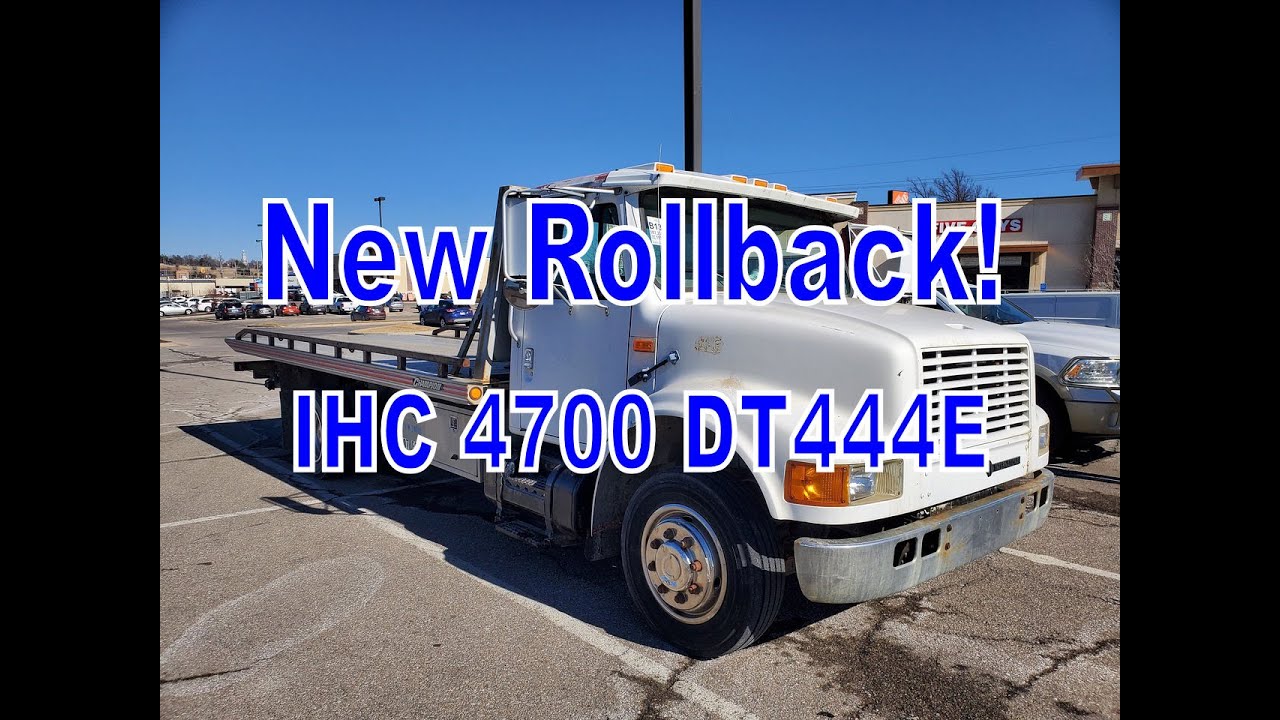 Picked up a new rollback! International 4700 with a DT444E and a 19' Champion bed.