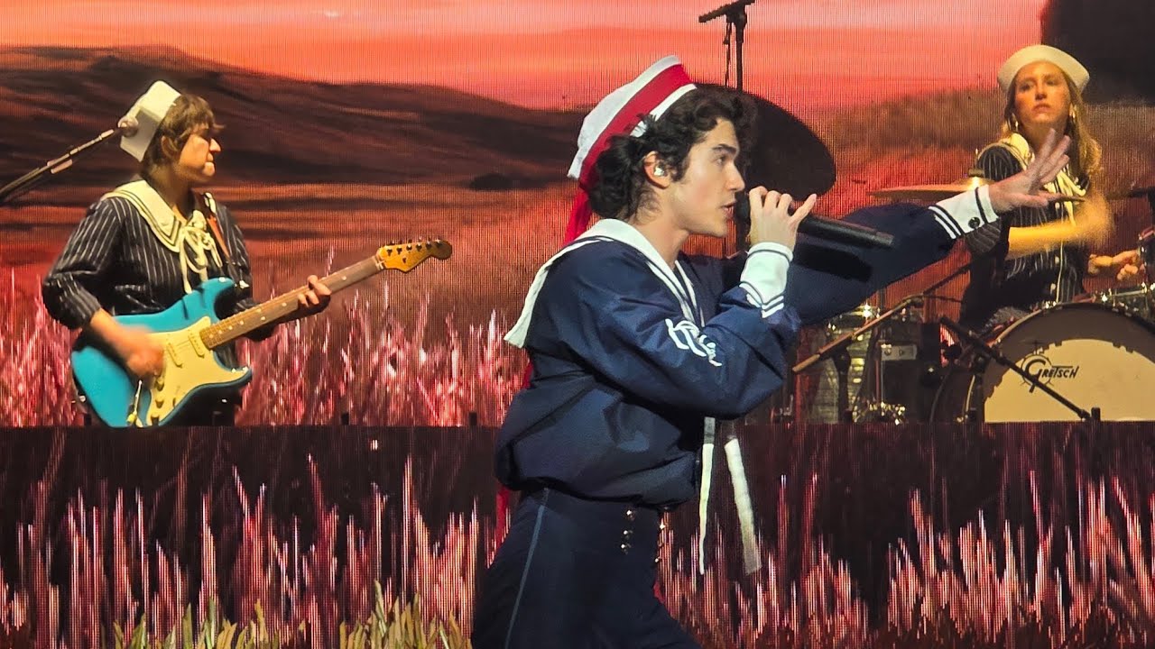 Conan Gray, My World + Never Ending Song - Live at Palacio De Los Deportes México, Oct 2025