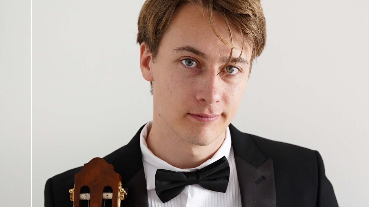 FORUM 29th INTERNATIONAL COMPETITION - Harold Gordon-Smith