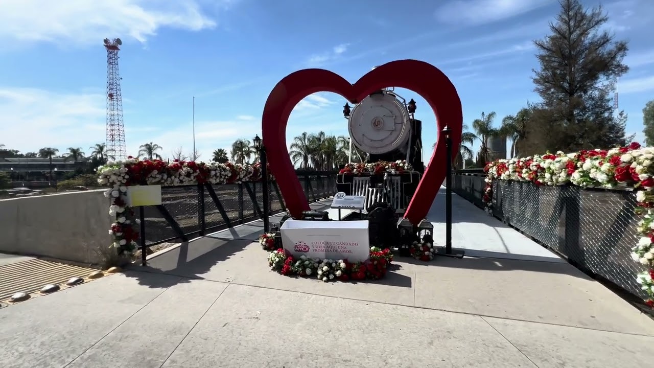 VÍAS DEL AMOR DE DÍA Y DE NOCHE EN ELCOMPLEJO TRES CENTURIAS 