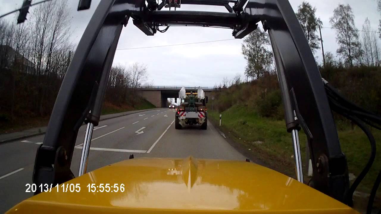 Fastrac auf Autobahn