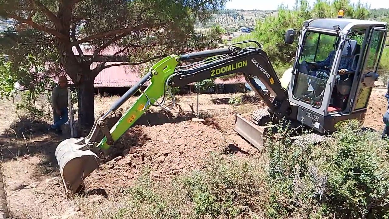 Dağlık arazide yol çalışması #zoomlion #ekskavatör #işmakinaları