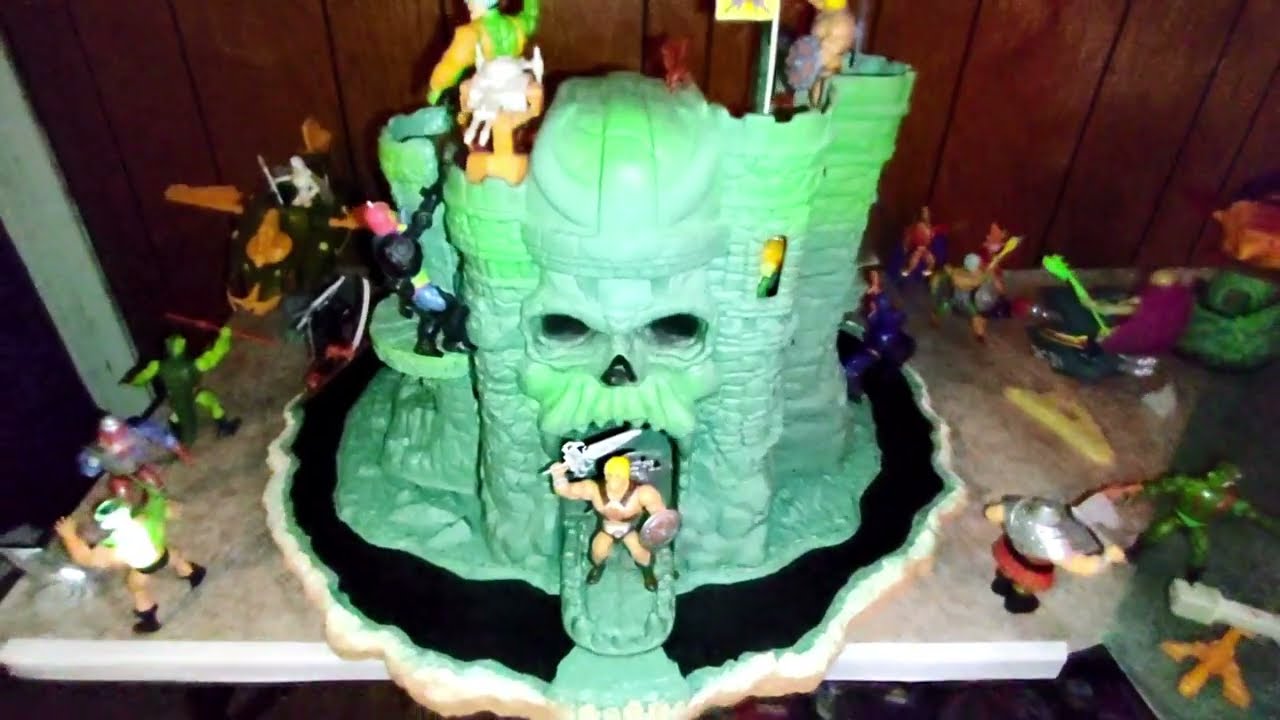 MOTU Custom Castle Grayskull Origins 360 Degree Display with 3rd Tower