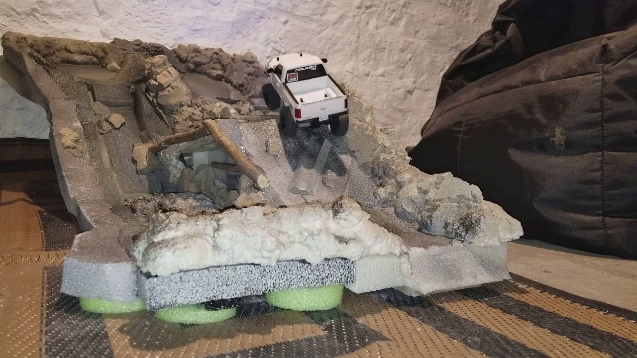 Ecx barrage 1/24 with servo transmission test run