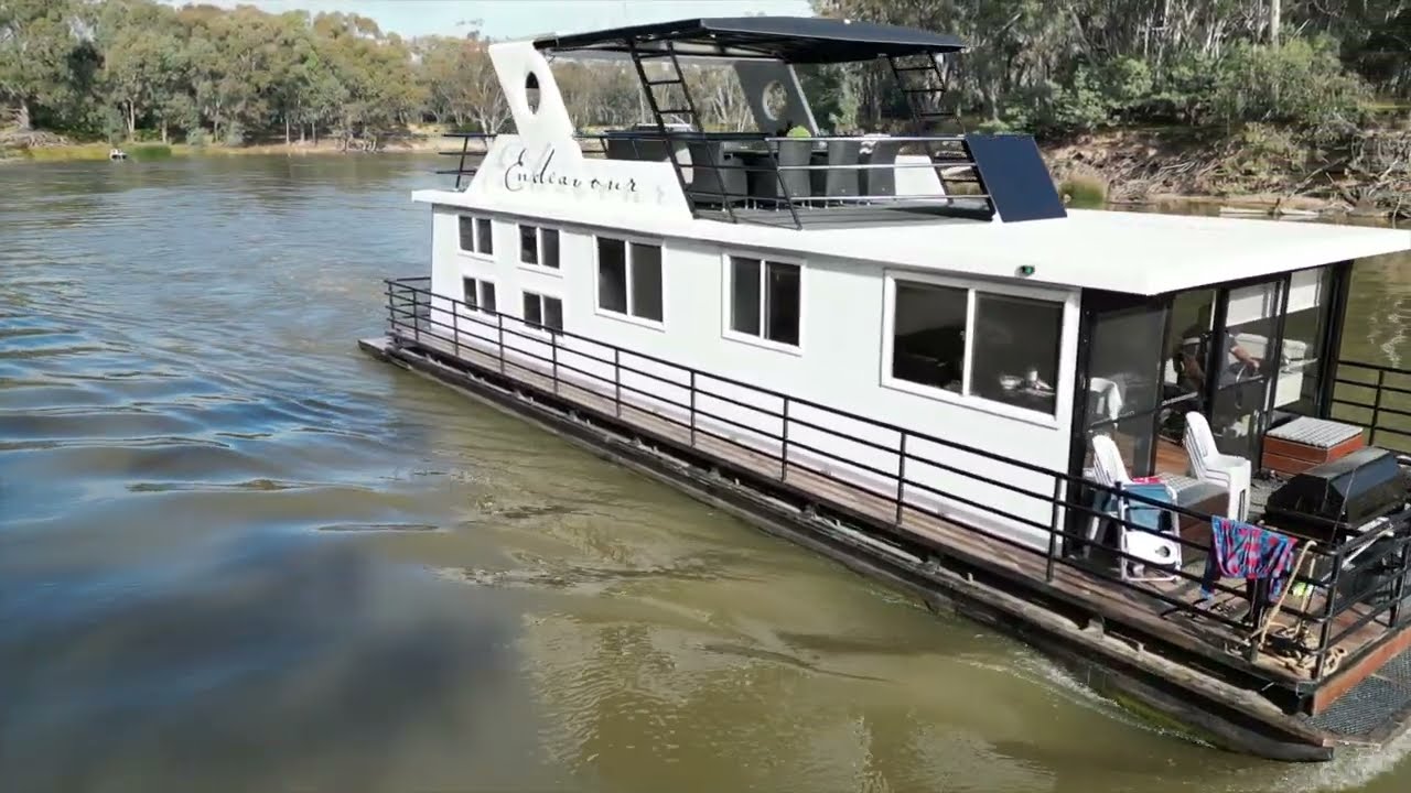 Murray River House Boat Endeavour  - June Holiday 2022