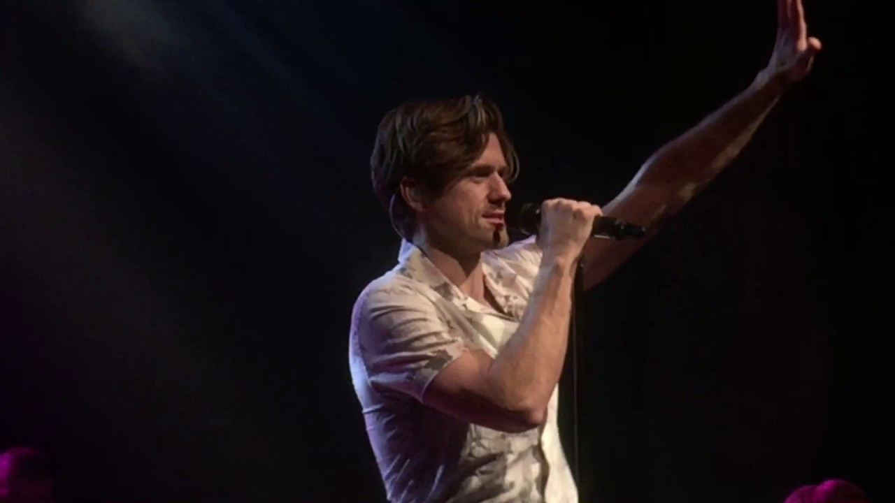 Aaron Tveit @ The Paramount Huntington, NY (2/25/2017) Entire Concert