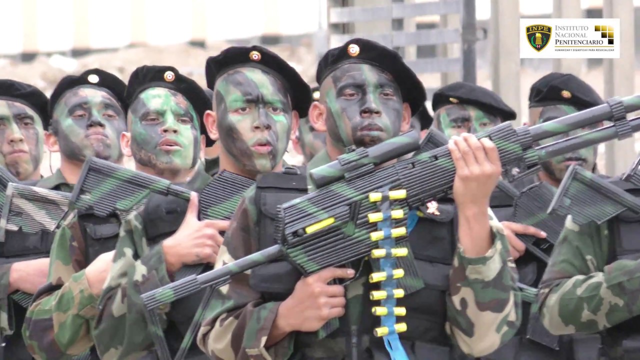 Internos del penal de Chincha demuestran su amor a la patria en desfile cívico militar