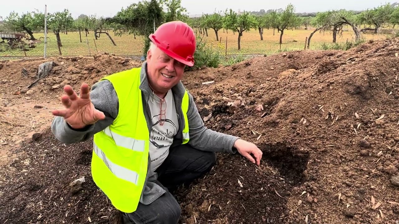 What does good compost contain? Hint, Biochar.