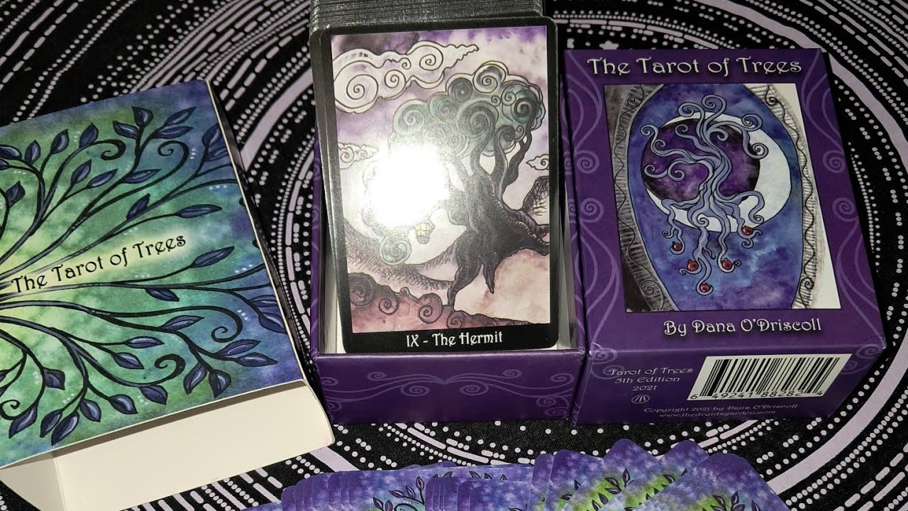 The Tarot of Trees  // Flip Throuth #tarotflipthrouth #tarotcollection 